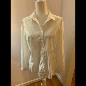 New York & Co. stretch white cotton shirt, size L